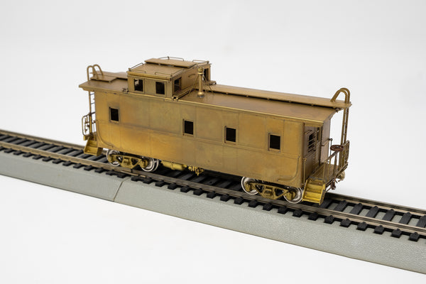 Iron Horse Models HO Scale - Southern Pacific Bay Window Caboose Southern Pacific C-40-1 Cupola Bay-window Caboose #15298