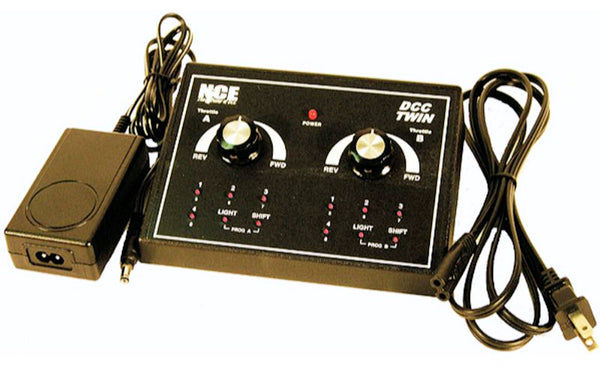 TWIN DCC Entry Level Dual Control STARTER SYSTEM (nce05240046)