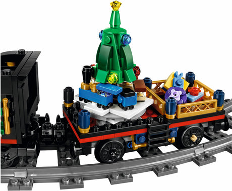 LEGO 10254 Winter Holiday Train – image 18