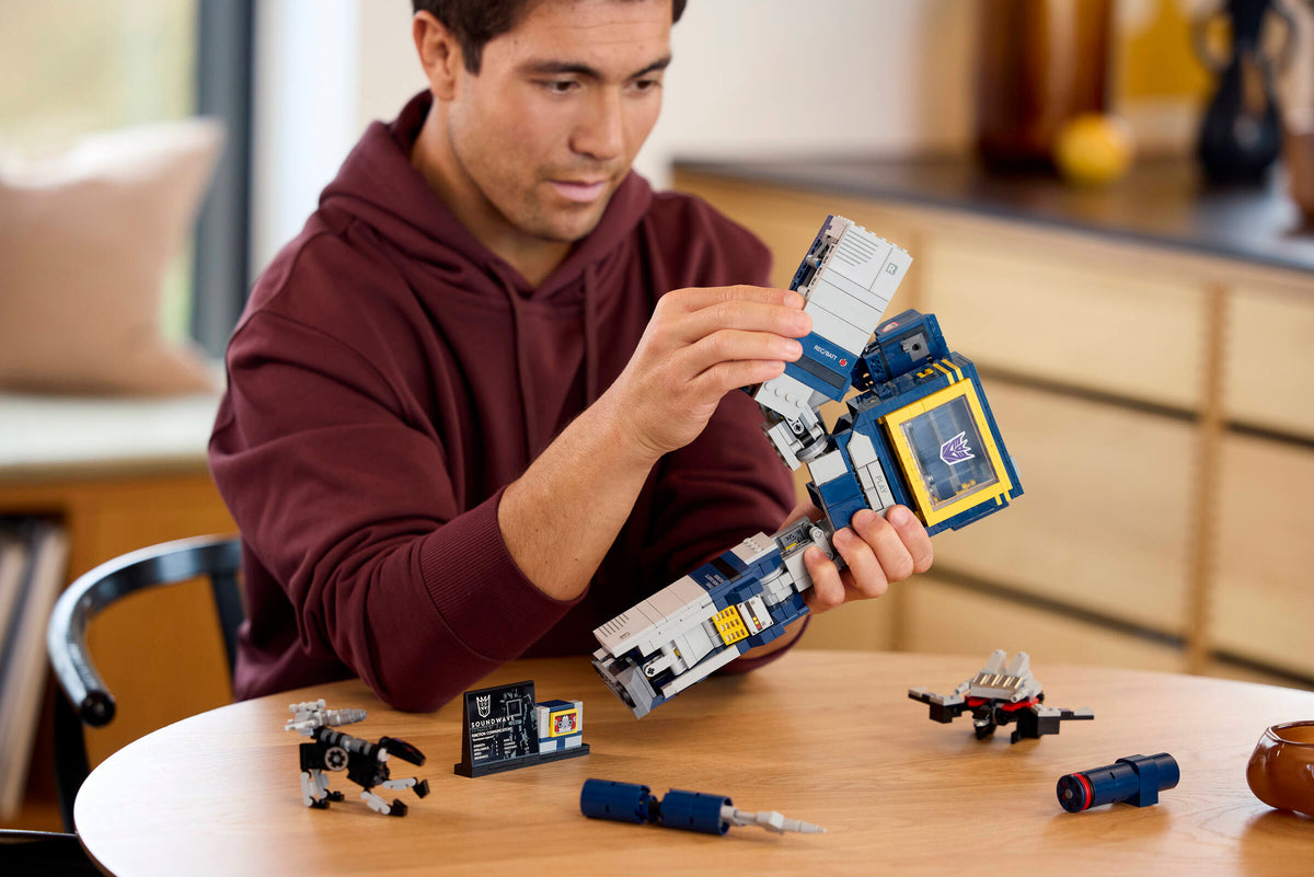 LEGO Soundwave 10358 transformation sequence
