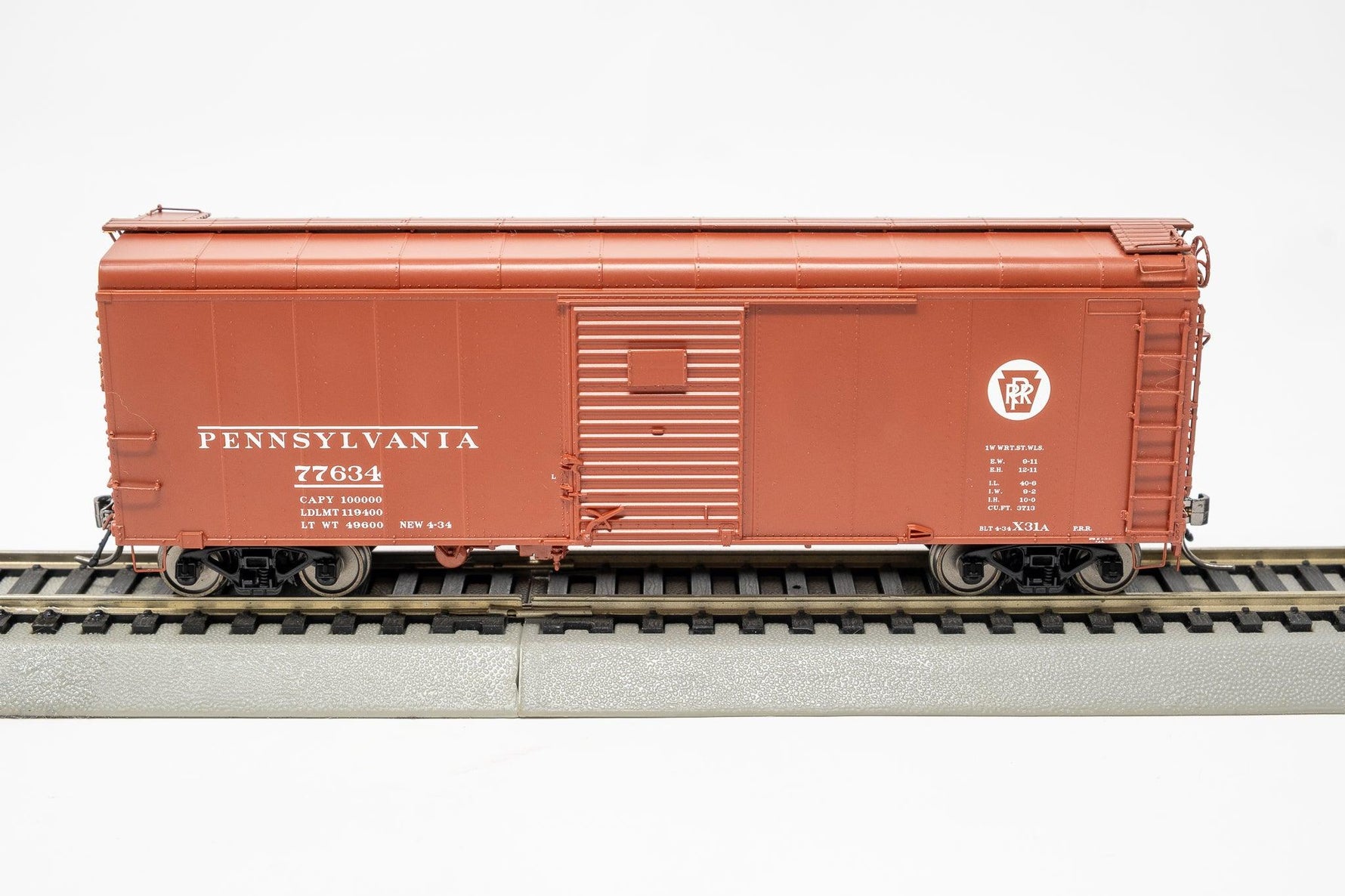 Rapido - HO Scale - PRR X31A Single Door Boxcar - Circle Keystone #70311