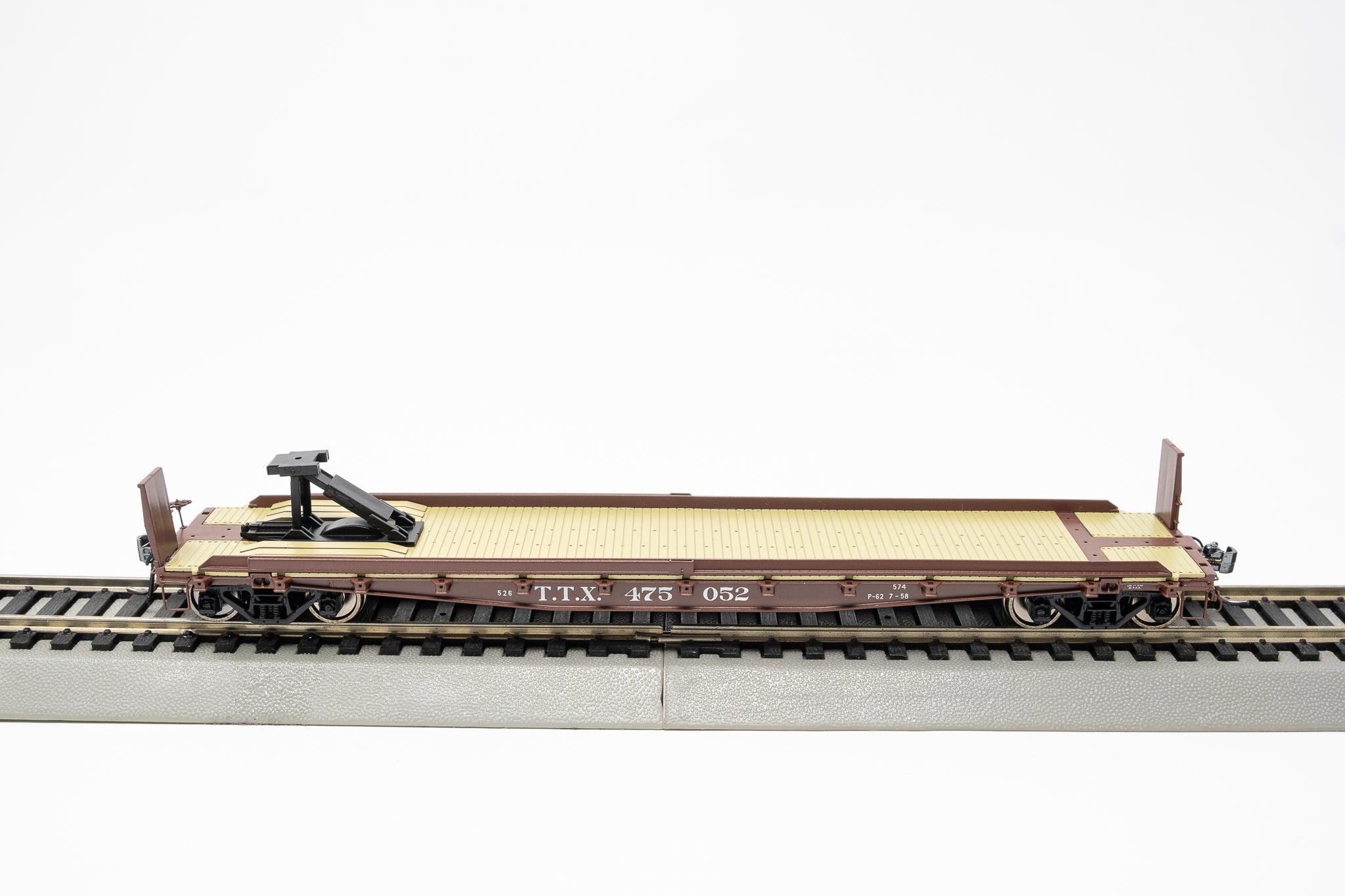 Rapido - HO F30D TOFC Flatcar - TTX Early Red Scheme #475084