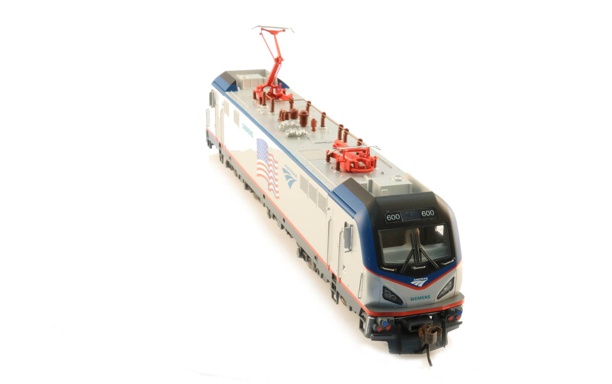 Bachmann HO Siemens ACS-64 Amtrak 600 flag demonstrator electric locomotive