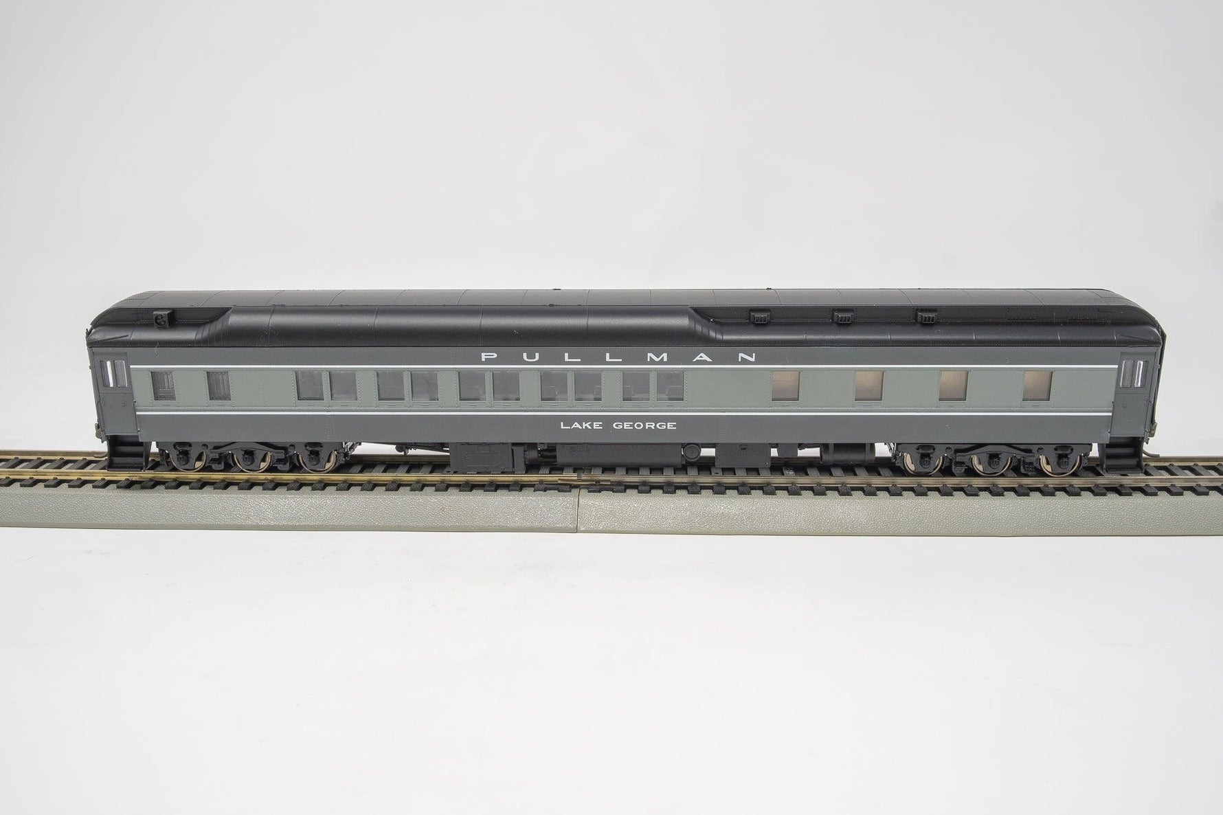 Atlas HO Scale - Pullman 'Lake George' (Two Tone Grey/Black)-Model Railroad/HO Scale/HO Passenger Cars-Arizona Hobbies