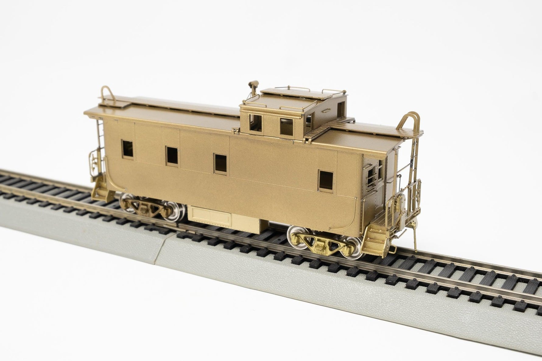 Iron Horse Models HO Scale - Southern Pacific C-40-3 Cupola Caboose #15300