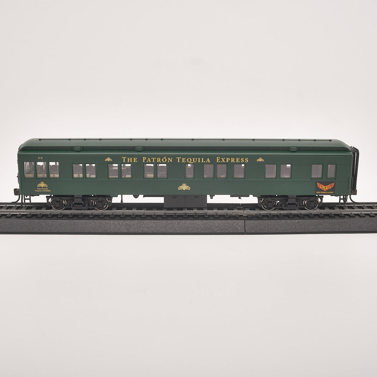 Con-Cor HO Patrón Tequila Express #50 Pullman green solarium observation car