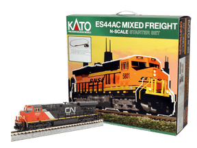 N ES44AC "Gevo" and Mixed Freight Starter set - Canadian National