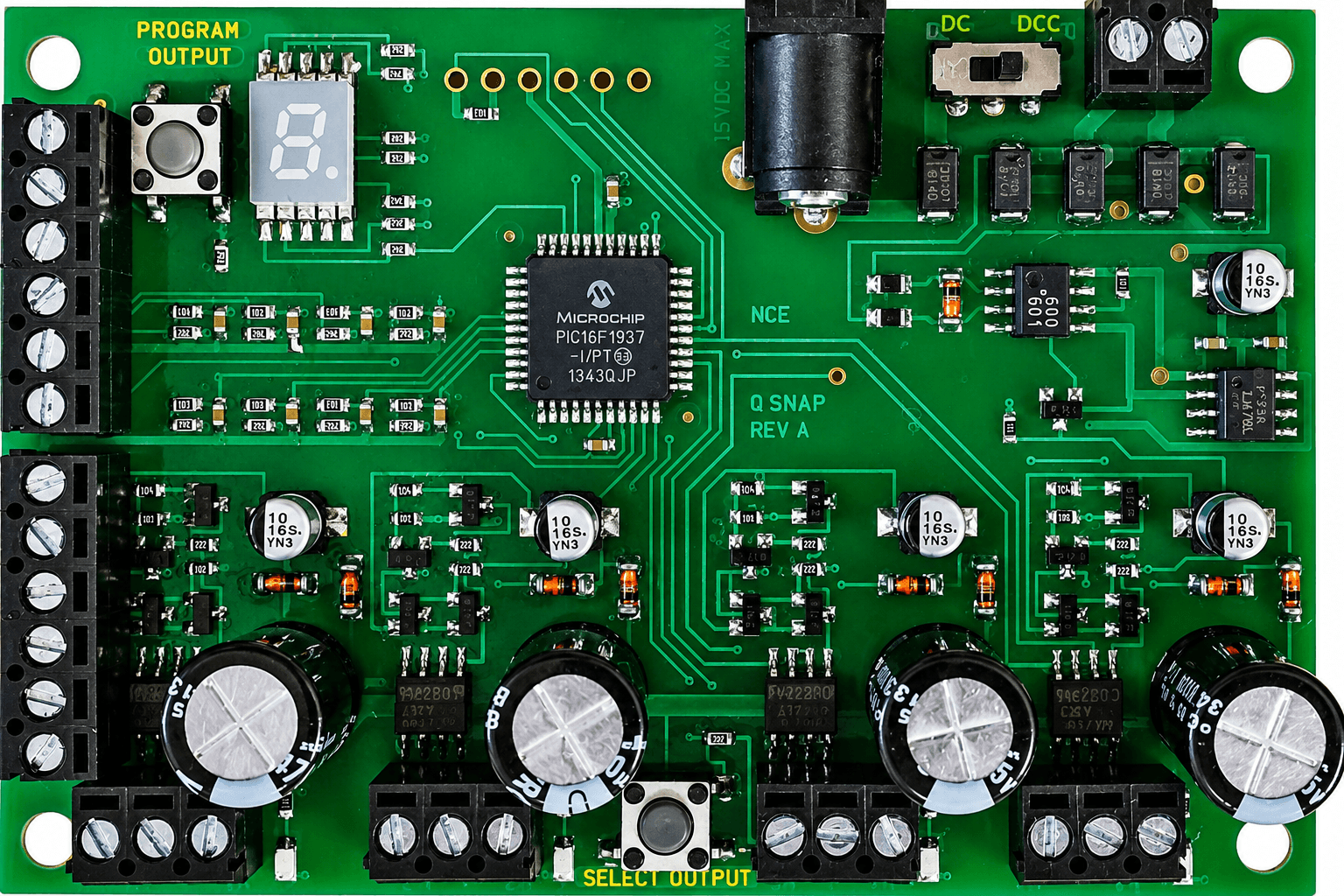 NCE 524-153 Q-SNAP Control – 4 Switch DCC Controller